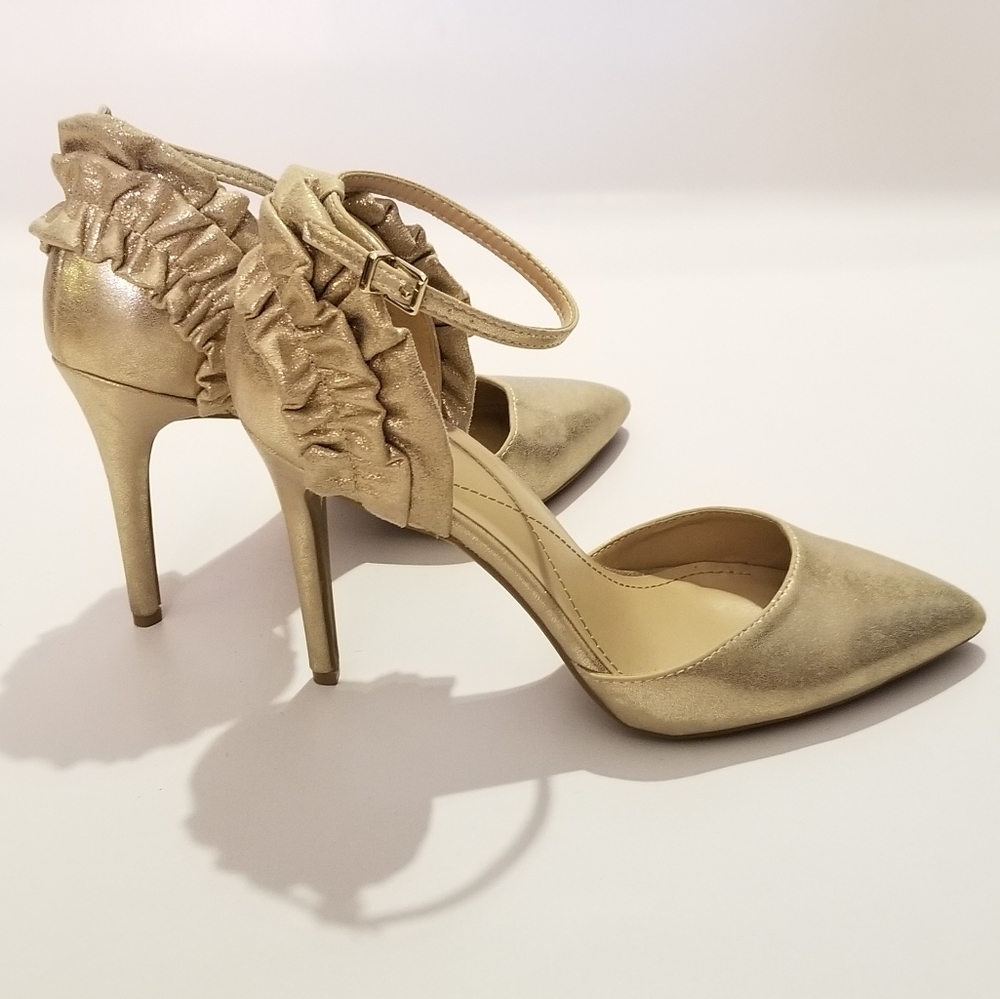 Marc Fisher | Soft Gold Ruffle D'orsay Pumps